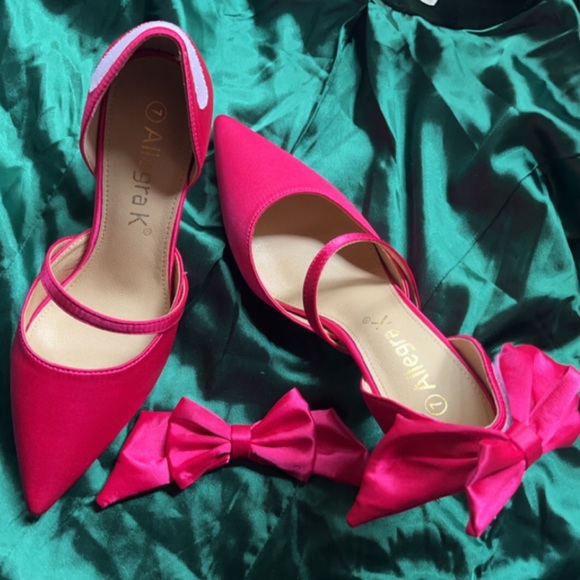 Allegra K Shoes - NWOT- size 7 Allegra K hot pink heels (no 📦)